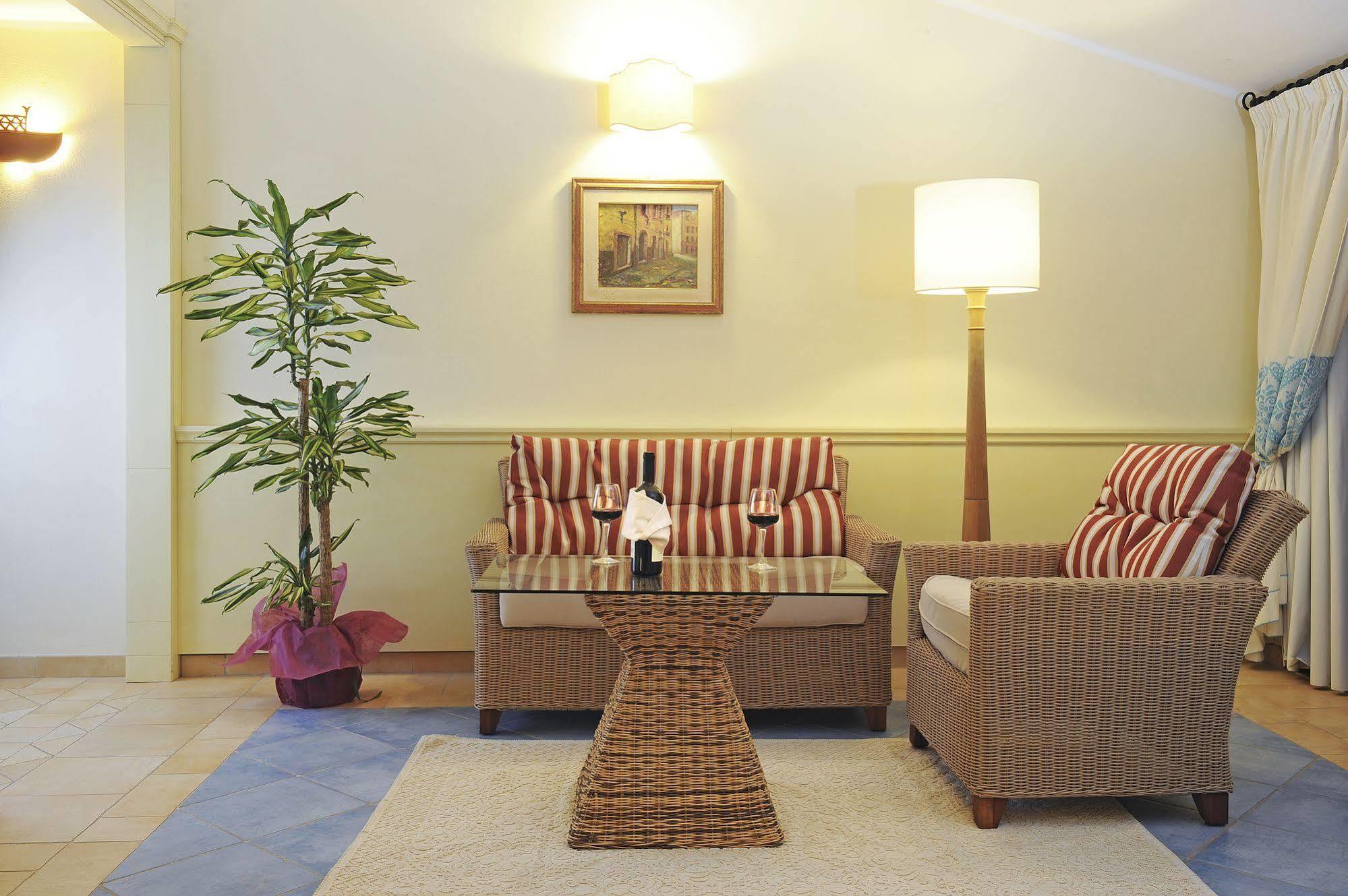 Hotel Baja Romantica 3*